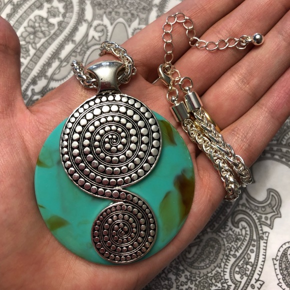 ⬇️ Turquoise pendent necklace with earrings - Picture 3 of 7